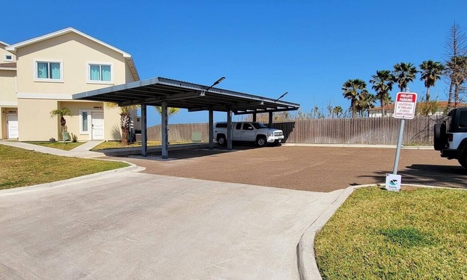 Port Isabel House | Bungalow Tarvana #2 (3-Bedroom Home) by RedAwning