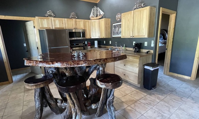 Montana City Cabin | BUNKHOUSE 53 - Only 4 Miles To Helena State Capital