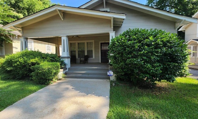 Tuscaloosa House | Burch Bungalow - Walk to U of A or Downtown