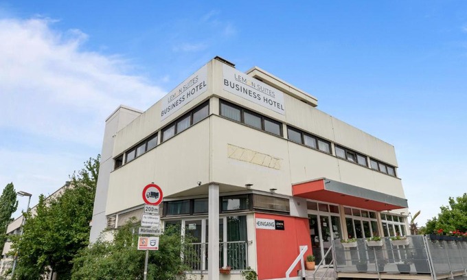 Neuhausen auf den Fildern Hotel | Businesshotel Lemon Suites Self Check-in Messe Airport mit Küche - Monteure willkommen