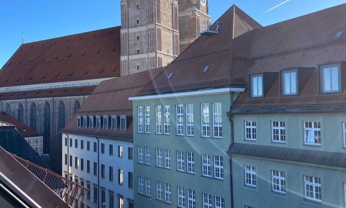 Kreuzviertel Apartment | Business Suite One löwengrube