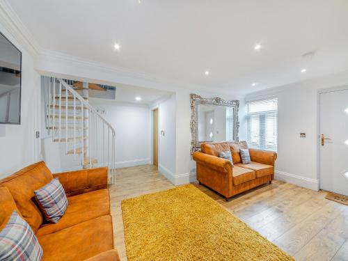 Yarm House | Buttercup Cottage - Uk45969