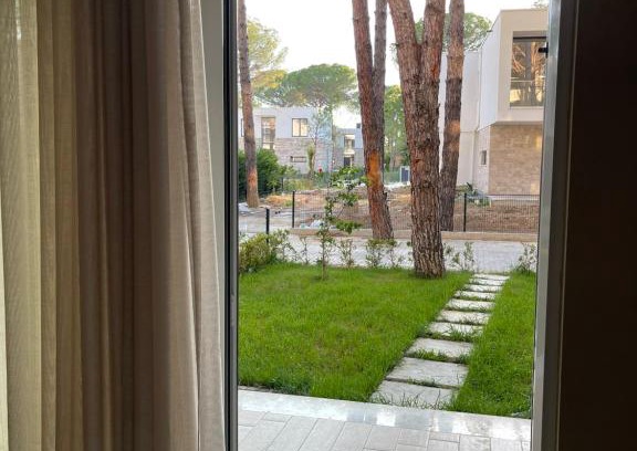 Ishem Apartment | By Breeze Apartments
