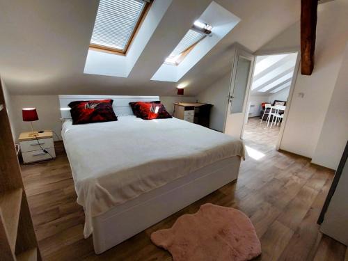 Hradec Kralove Apartment | Byt Komenskeho #2# v historickém centru Hradec Králově