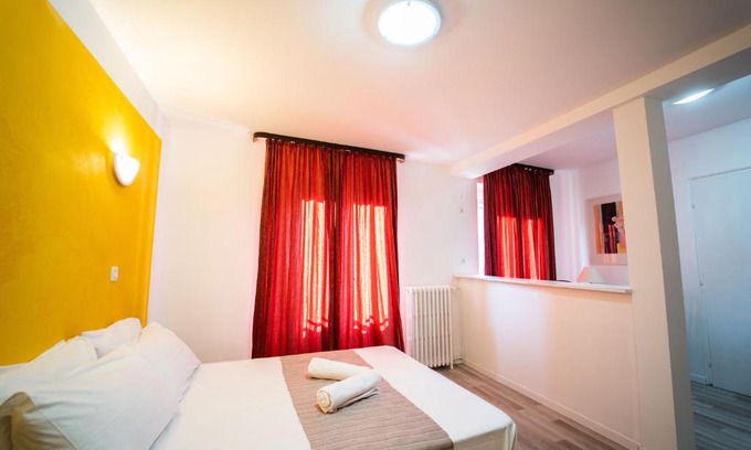 Plombieres-les-Bains Hotel | Céline hôtel le miridan