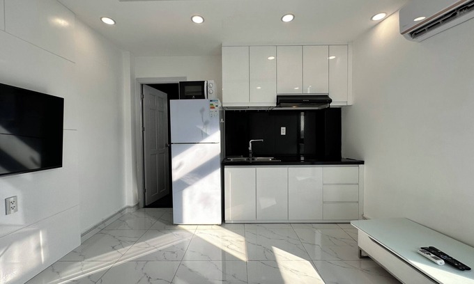 District 3 Apartment | C303 Apt - Prime Location in District 3 - CITY GARDEN BY GVRENTING