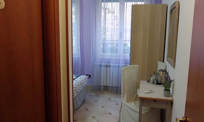 Dorsoduro House | Ca 'Barozzi - Purple double room -