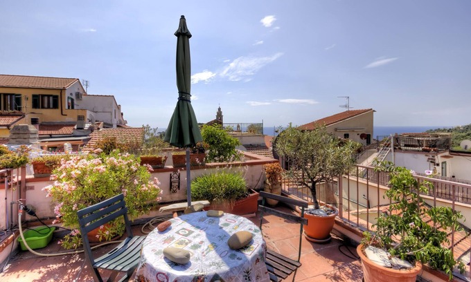 Poggi House | Cà De Liana is one bedroom house for two people