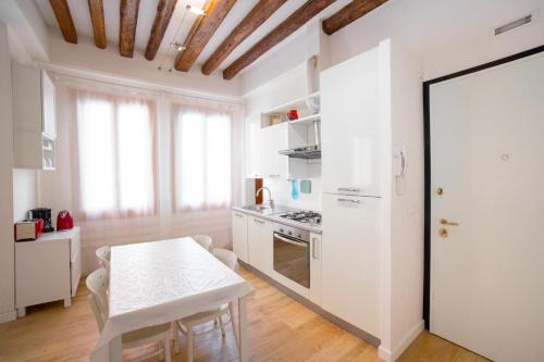 Castello Apartment | Ca Lion by Venicevillas, vicino Biennale