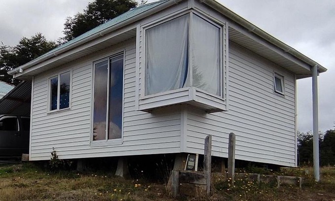 Rilan House | Cabaña Carpintero negro