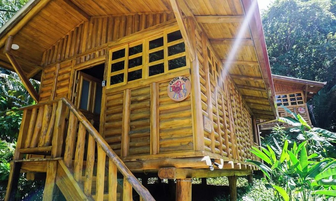 Samara House | Cabaña Arbolito