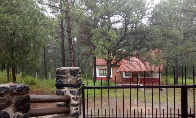 Huasca De Ocampo House | Cabaña ecológica en el bosque