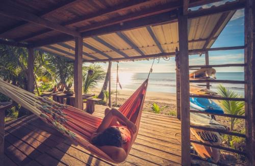 Nuqui Hotel | CABAÑA TELLO SURF