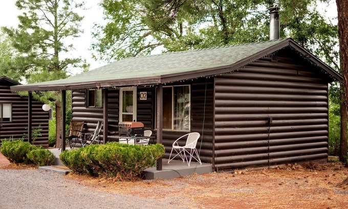 Pinetop Hotel | Cabin 3 "1800s Milkhouse"