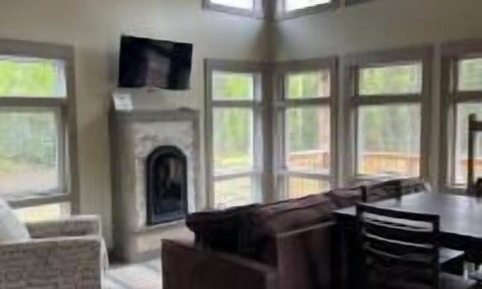 Susitna North Cabin | Cabin 3 - Cabins at the Inn