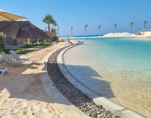 El Alamein House | Cabin in hacienda bay