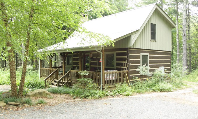 Fleetwood Cabin | Cabin on 6.5 Private acres; 20 min to Blowing Rock/W Jefferson,Boone