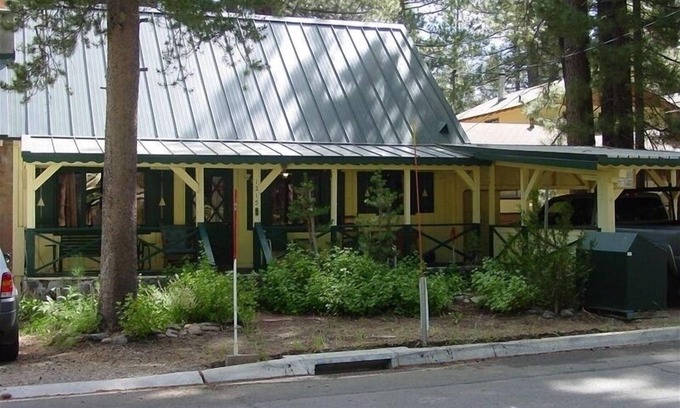 Sierra Tract Cabin | Cabin on Meadow, Near Lake/Heavenly Resort $100nt. After Oct 31, 408-315-2408