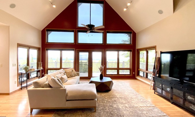 Victor Cabin | Cabin retreat in the Bitterroot Mountains. Sleeps 10