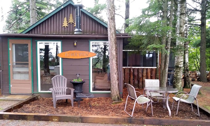 Boulder Junction Cabin | Cabins in Boulder Junction with fishing on Manitowish River and Fishtrap Lake