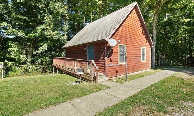 Logan Cabin | Cabins In Hocking - Retreat cabin #9