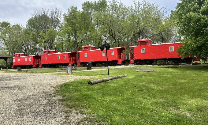 Orange Prairie Cottage | Caboose One Romance Train