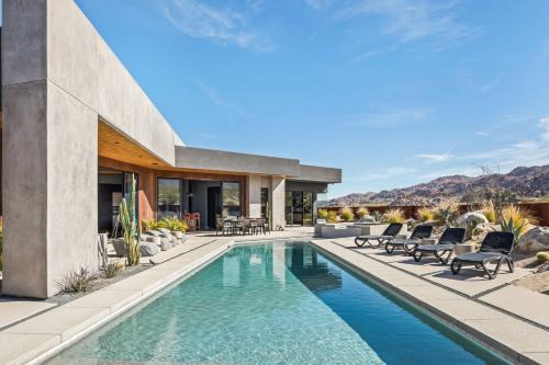 Panorama Heights House | Cactus Cove by Fieldtrip 4bd villa w Pool Spa and Views