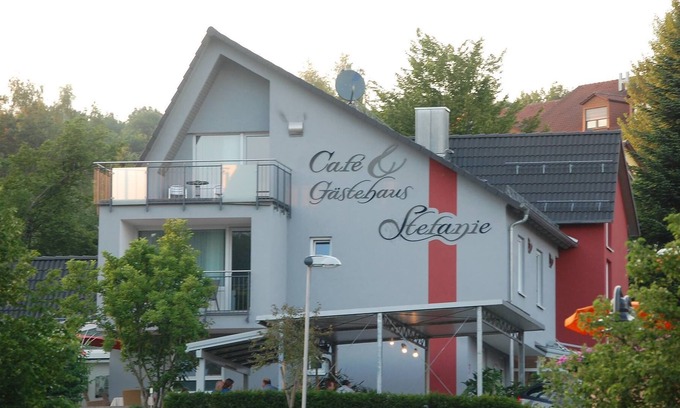 Partenstein House | Cafe Gästehaus Stefanie