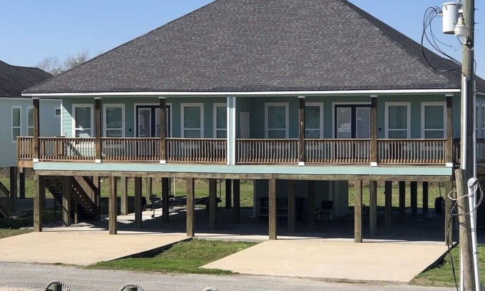 Hackberry Condo | Calcasieu Condo Unit A in Hackberry, LA
