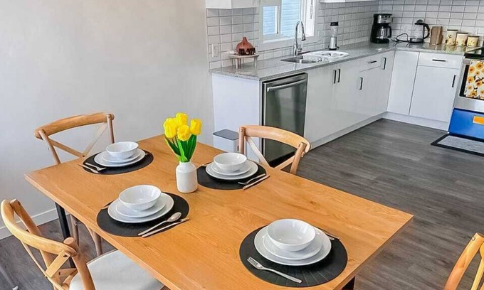 Calgary House | Calm and quiet residential home| perfect place to relax