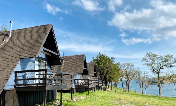 Indian Point Resort | Calm Waters Resort