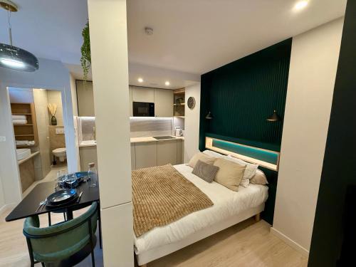 Aix-les-Bains City Center Apartment | Calme & Élégance Studio de Charme proche Centre