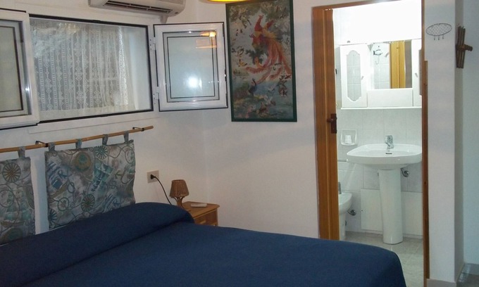 Ustica Villa | CAMELIA apartment in the wonderful Island of Ustica