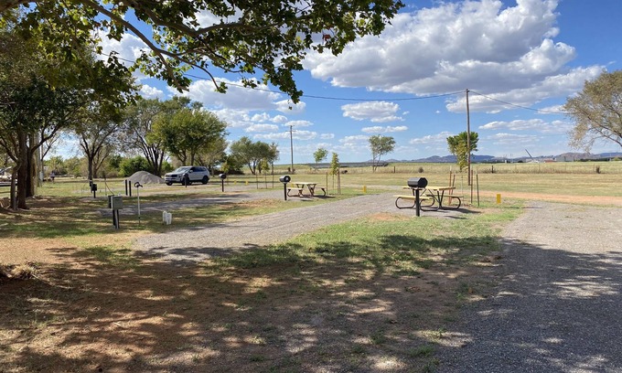 Cache RV Rental | Camp at the foothills of Wichita Wildlife Refuge & Mountains.