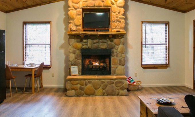 Broken Bow Cabin | Camp House at Eagle Ridge