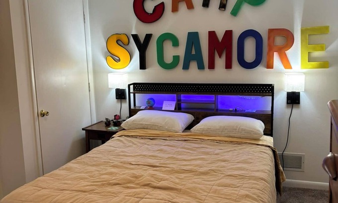 Mount Washington Apartment | Camp Sycamore – Your Cozy Pittsburgh Retreat!