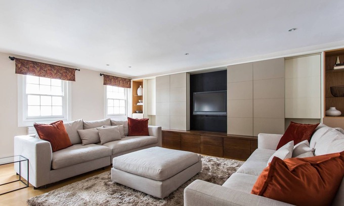 Campden Apartment | Campden Street VII by onefinestay