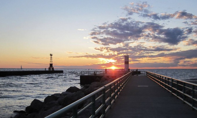 Pentwater RV Rental | Camper in the village of Pentwater. Large campsite on 2nd st E of Clymer