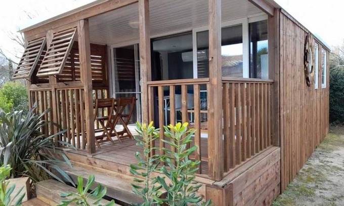 Pezenas House | Camping 3 étoiles - Parc aquatique - ccbbhca
