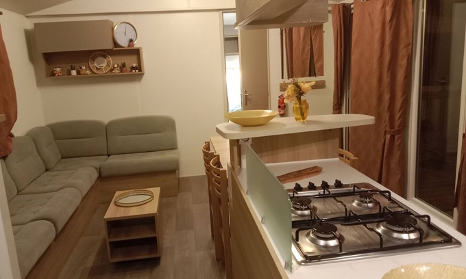 Pont-Aven House | Camping 4* TOUT CONFORT Bretagne Sud Domaine de Kerlann. 40 m2 6 à 8 pers.