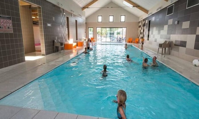 Le Crotoy House | Camping Flower Les Aubépines* - Standard Mobile Home 4 Rooms 6 People