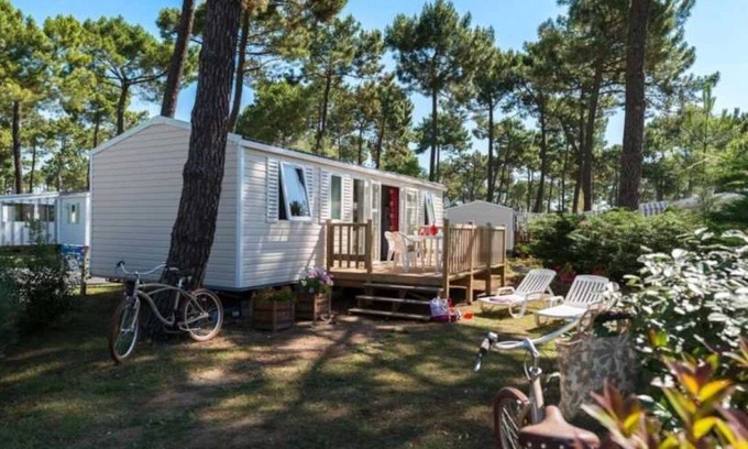 Les Mathes House | Camping - Funpass inclus - Piscine - ccaegfi