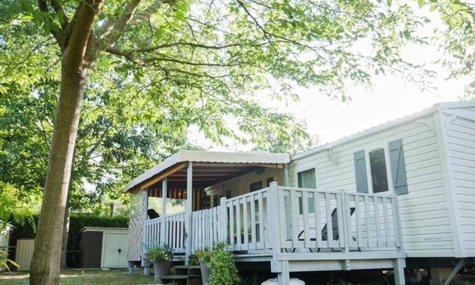 Gastes House | Camping - Funpass inclus - Piscine - ccaeg0d