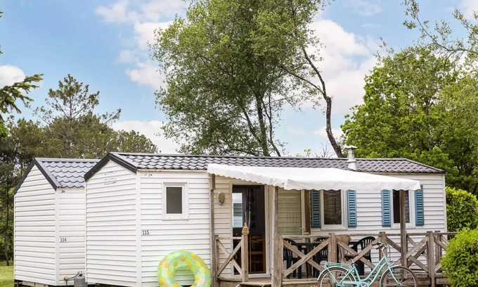 La Trinite-sur-Mer House | Camping Romanée Le Kervilor* - COMFORT mobile home - 1 bedroom for 2 people