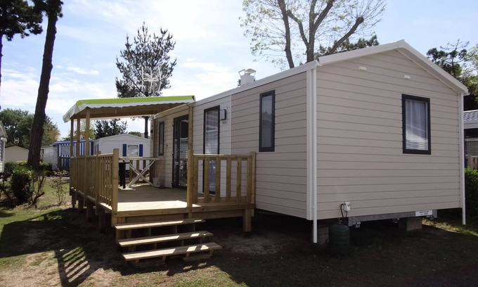 Notre-Dame-de-Monts House | Campsite Albizia* - 4-room mobile home 6/7 people
