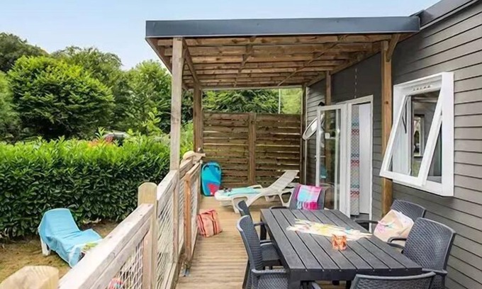 Les Mathes House | Campsite La Pinède* - Comfort XL mobile home 4 Rooms 6 People