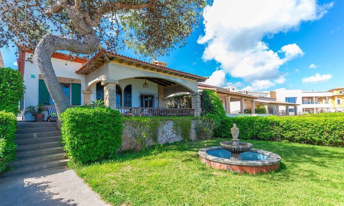 es Bacares Ski Chalet | Can Mir - House In Marina Manresa. Free Wifi