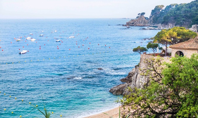 Palafrugell Apartment | CAN TARONGETA 2-2 Modern and charming apartment close to the beach