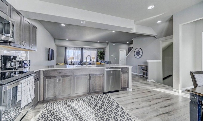 Southeast Colorado Springs House | Cana Grove 962 · New 4BR Colorado Springs Haven w/Huge Backyard!