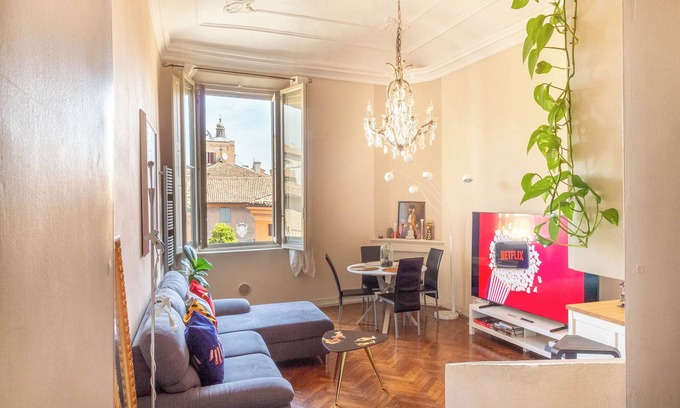Old Town Apartment | Canalchiaro Suite, Modena Center, 6 guests, Cathedral view